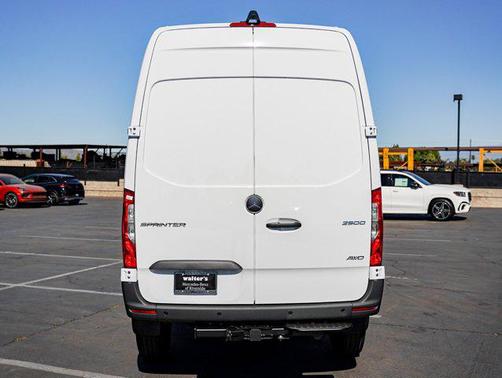 2025 Mercedes-Benz Sprinter 2500 Standard Roof