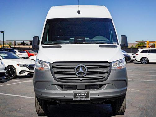 2025 Mercedes-Benz Sprinter 2500 Standard Roof