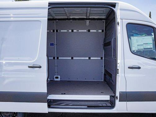 2025 Mercedes-Benz Sprinter 2500 High Roof