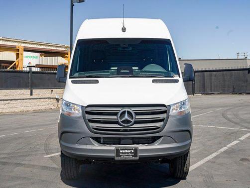 Arctic White 2026 Mercedes-Benz Sprinter 2500 High Roof