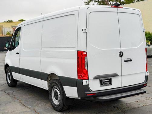 Arctic White 2026 Mercedes-Benz Sprinter 2500 Standard Roof