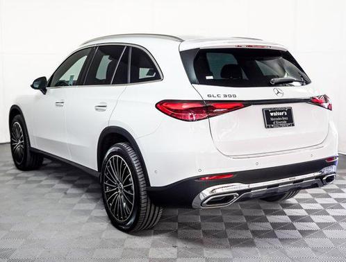2025 Mercedes-Benz GLC 300 Base