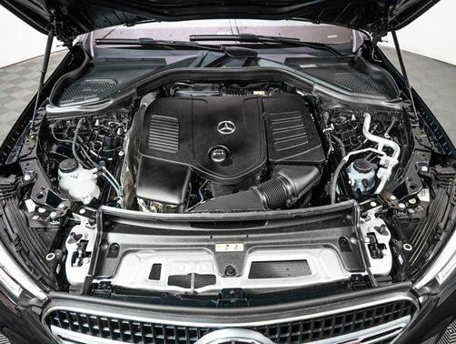 2025 Mercedes-Benz GLC 300 Base