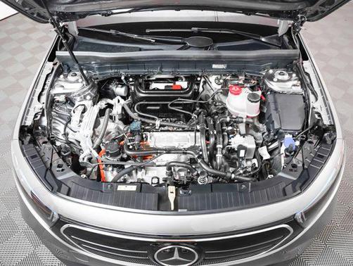 2023 Mercedes-Benz EQB 300 4MATIC