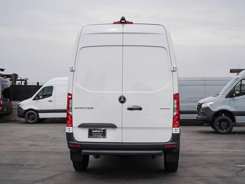 2025 Mercedes-Benz Sprinter 2500 High Roof