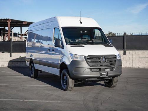 Arctic White 2026 Mercedes-Benz Sprinter 2500 High Roof