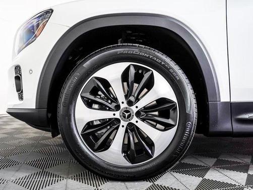 2025 Mercedes-Benz GLB 250 Base