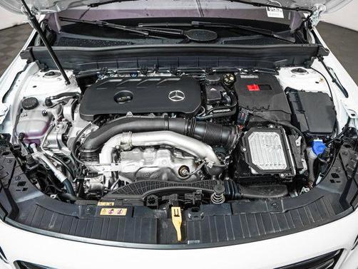 2025 Mercedes-Benz GLB 250 Base