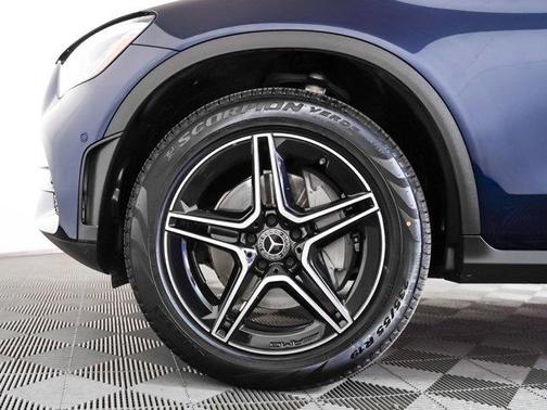 2021 Mercedes-Benz GLC 300 Base