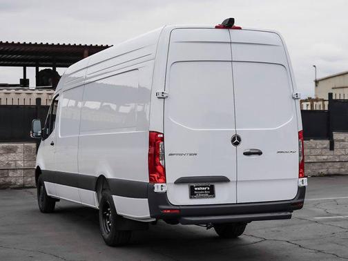 2025 Mercedes-Benz Sprinter 3500XD High Roof
