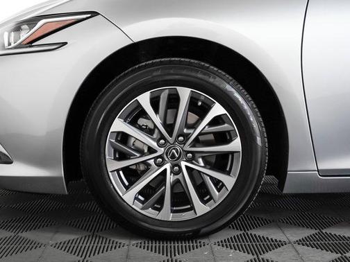 2025 Lexus ES 350 Base