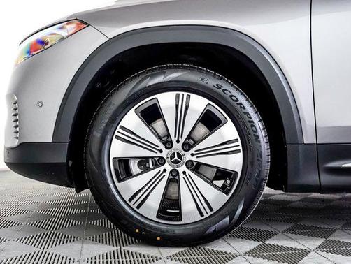 2023 Mercedes-Benz EQB 300 4MATIC