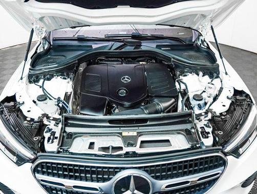 2025 Mercedes-Benz GLC 300 Base