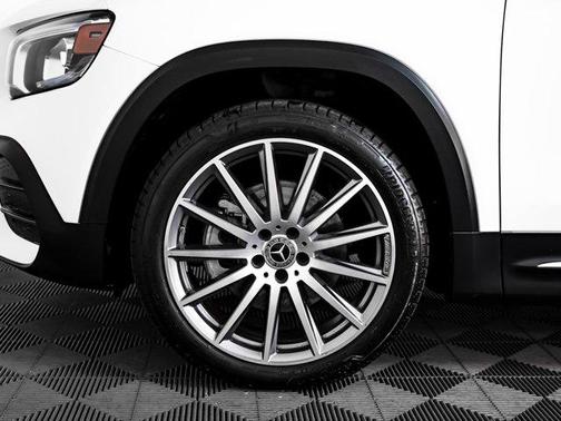 2021 Mercedes-Benz GLB 250 Base