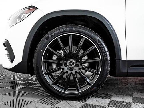 2021 Mercedes-Benz GLA 250 Base 4MATIC