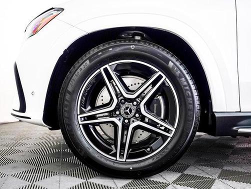 Polar White 2026 Mercedes-Benz GLE 580 4MATIC
