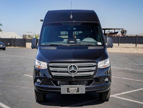 2025 Mercedes-Benz Sprinter 2500 High Roof