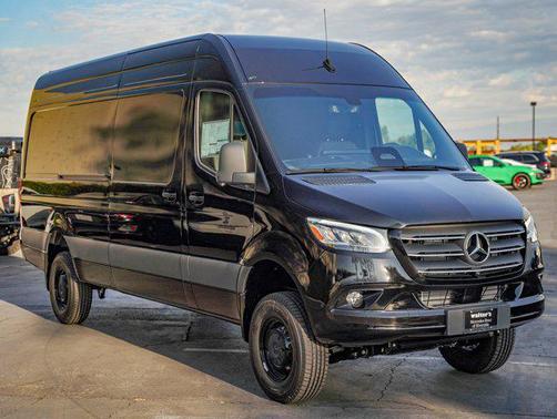 2025 Mercedes-Benz Sprinter 2500 High Roof