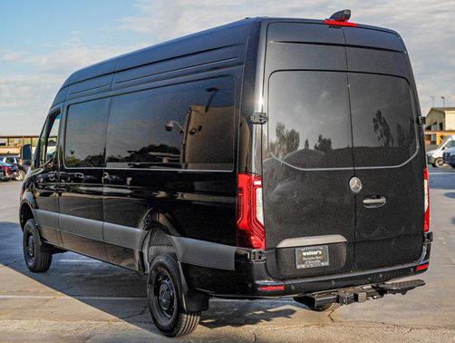 2025 Mercedes-Benz Sprinter 2500 High Roof