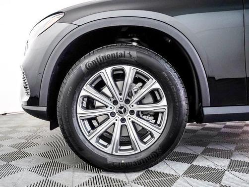 2026 Mercedes-Benz GLC 300 Base