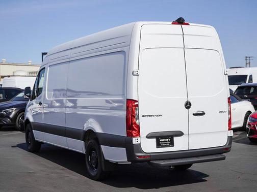 2025 Mercedes-Benz Sprinter 2500 High Roof