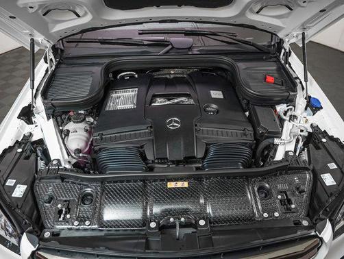 2025 Mercedes-Benz GLS 580 4MATIC