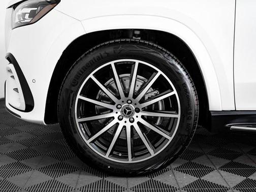 2026 Mercedes-Benz GLS 450 4MATIC
