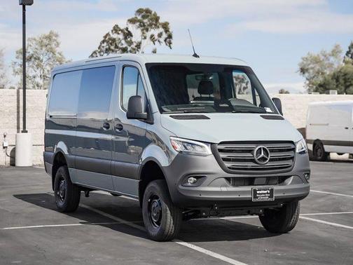 2025 Mercedes-Benz Sprinter 2500 Standard Roof