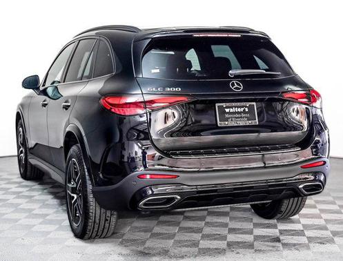 2026 Mercedes-Benz GLC 300 Base