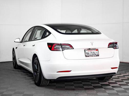 2023 Tesla Model 3 Standard Range
