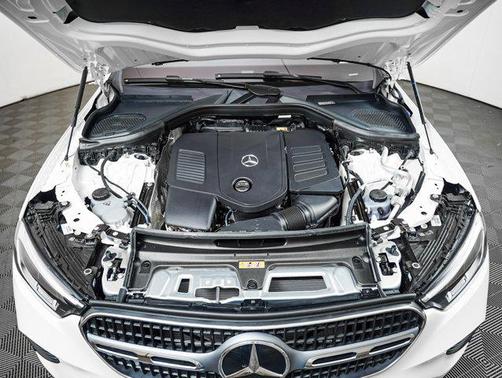 Polar White 2026 Mercedes-Benz GLC 300 4MATIC