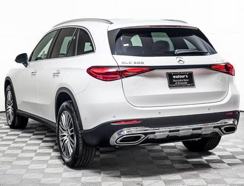 Polar White 2026 Mercedes-Benz GLC 300 4MATIC