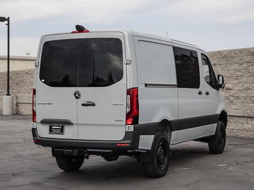 2026 Mercedes-Benz Sprinter 2500 Standard Roof