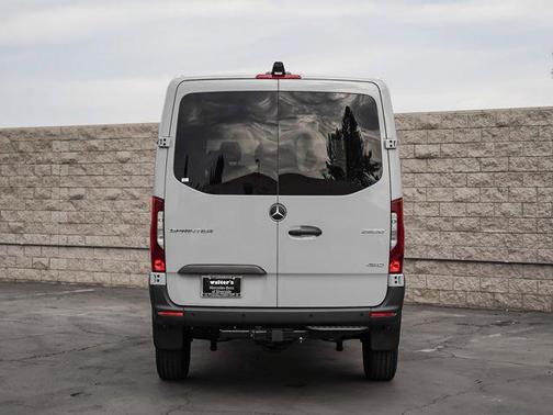 2026 Mercedes-Benz Sprinter 2500 Standard Roof