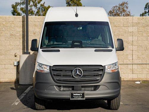 2026 Mercedes-Benz Sprinter 2500 High Roof
