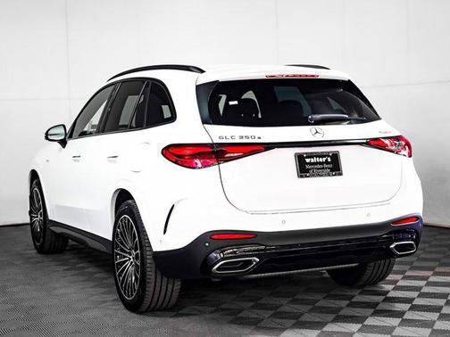2025 Mercedes-Benz GLC 350e Base
