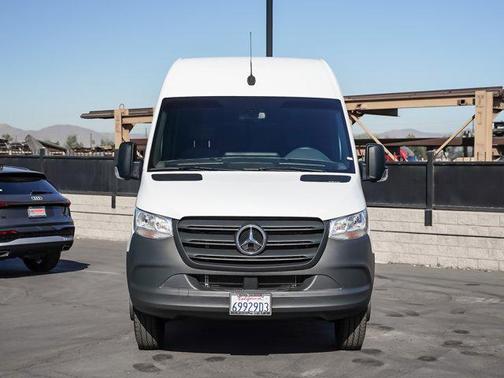 2024 Mercedes-Benz Sprinter 4500 High Roof 4-Cyl Diesel HO