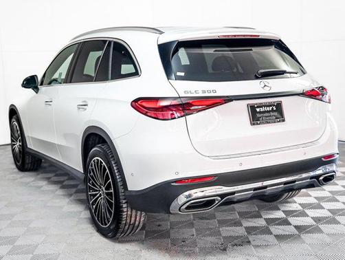 2026 Mercedes-Benz GLC 300 Base