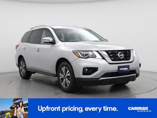 2019 Nissan Pathfinder SV