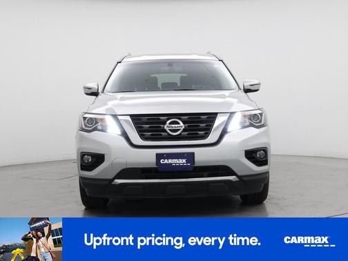 2019 Nissan Pathfinder SV