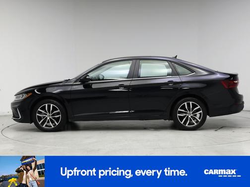 Black 2025 Volkswagen Jetta SE