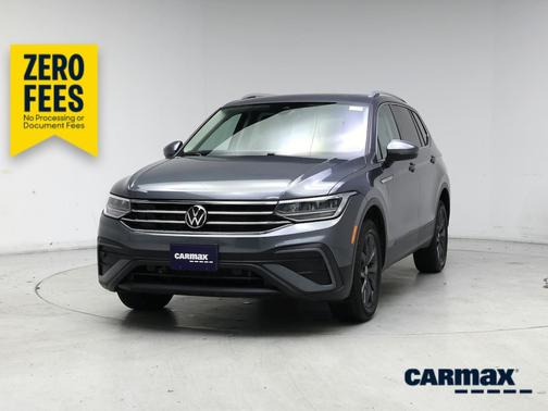 Gray 2022 Volkswagen Tiguan SE