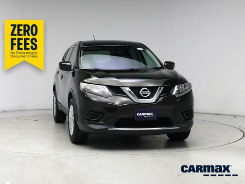 Green 2016 Nissan Rogue S