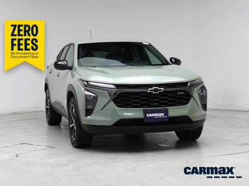 Green 2024 Chevrolet Trax 1RS