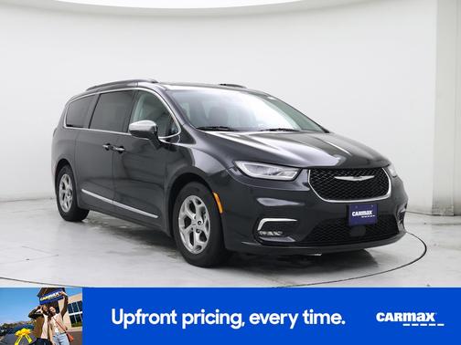 Black 2023 Chrysler Pacifica Limited