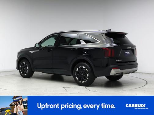 Black 2024 Kia Sorento S