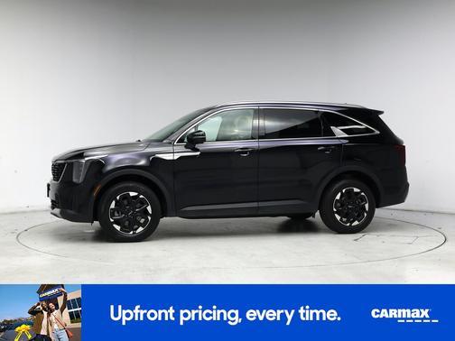 Black 2024 Kia Sorento S