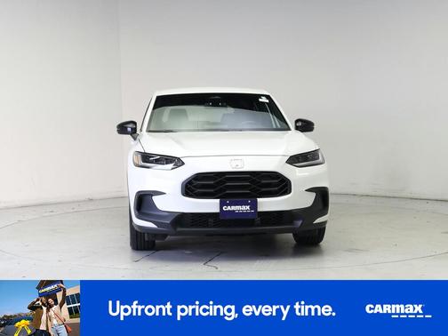 White 2023 Honda HR-V Sport