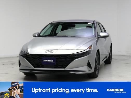 Silver 2022 Hyundai ELANTRA SEL