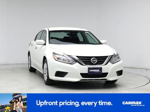 White 2016 Nissan Altima S